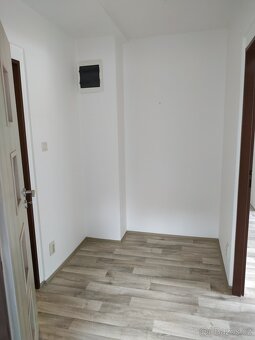 Pronájem byt 3kk Domažlice - 9