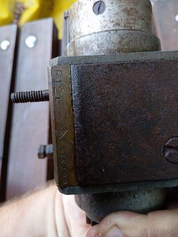 Prodám magneto na starý stabilní motor - 9