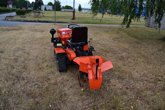 Pásový traktor HT35-Y - 9