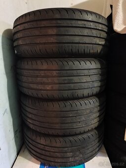 Pneu Sava Intensa HP2 215/55 R16 93V - 9