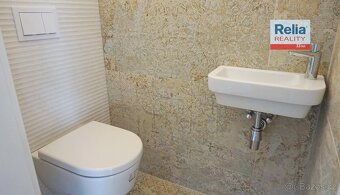 Pronájem nadstandardního bytu 3+kk, 73 m2 s výhledem na radn - 9