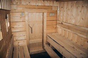 Tradiční roubená finská sauna - 9
