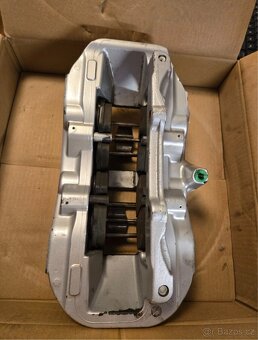 AMG Brzdy W211 S211 C219 55 AMG (Brembo) - 9