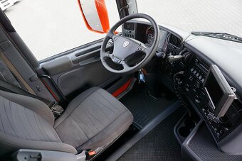 Scania G410 6x2 - valník s hydraulickou rukou - 9