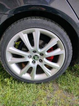 Škoda Octavia 2 RS combi 2.0 TSI - 9