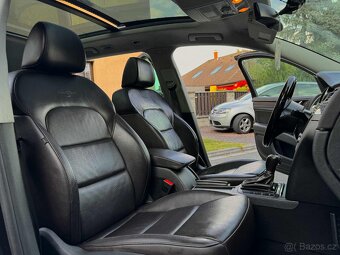 ŠKODA SUPERB 2 2.0TDI DSG L&K COMBI RV2015 - 9