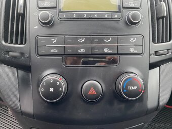 Hyundai I30 1.4i ,  80 kW benzín, 2010 - 9