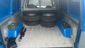 VOLKSWAGEN CADDY 1.9 SDI, SERVISNÍ KNIHA - 9