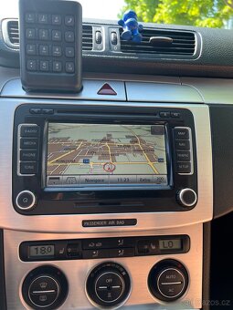 Volkswagen Passat B6 R-Line 2.0 TDI DSG 125kw - 9