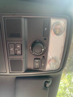 VW Golf VI GTI - 2.0, 147kW - 9