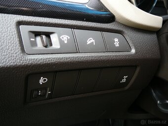 Hyundai SantaFe 2.2CRDi 145kW 4X4 - 9