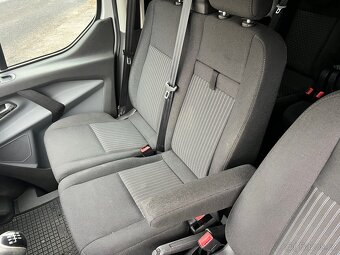 Ford Transit Custom 2.2TDCi 92kw - L2 6míst - tažné zařízení - 9