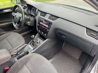 OCTAVIA 1.6TDI 85kW STYLE+ LED KOUPENO V ČR ODPOČET DPH - 9