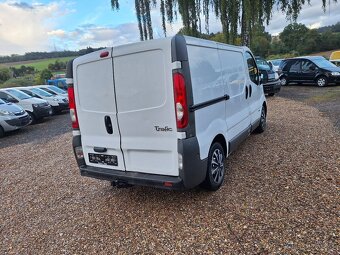 Renault Trafic 2.0Dci L1H1  2008 DPH - 9