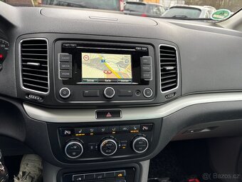 Seat Alhambra-rok2013,7míst,2.0TDi,130KW,serviska,xenon - 9