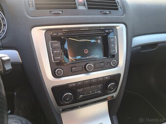 Škoda Octavia 2 RS Facelift, 2.0 TDI, 125 kW, CEGA, navi - 9