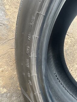 Prodam letní pneu Pirelli zero R19 - 9