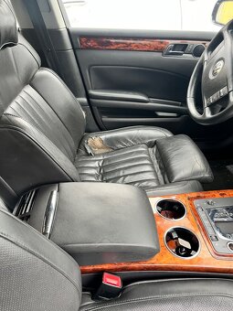 Volkswagen Phaeton - 9
