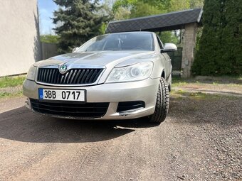 Prodám Škoda octavia 2 face lift 2010 - 9