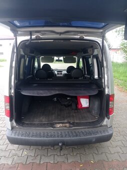Opel Combo 1.6 CNG - 9