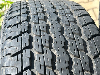 Jeep Wrangler Alu disky 7,5Jx18 včetně pneu 255/70x18 - 9