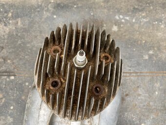 Jawa 250 / 353 Pulbuben - motor - 9