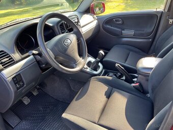 SUZUKI GRAND VITARA I 2.0i 94kw BENZIN FACELICFT TAŽNÉ - 9