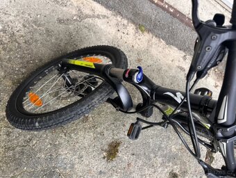 Dětské horské kolo Specialized Hotrock 20” - 9