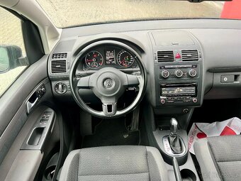 Volkswagen Touran 1,6 TDi / KLIMA / 7MÍST / DSG / 2015 - 9