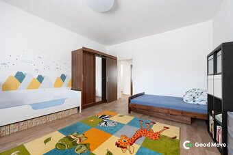 Prodej bytu 3+1 s garáží a zahradou, Zlín - Louky - 9