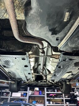 Volkswagen Golf 5 R32 look - 9