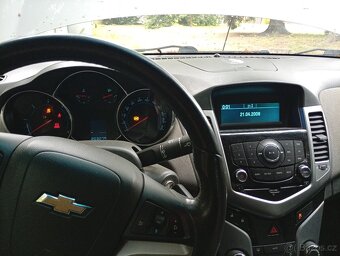 Chevrolet Cruze - 9