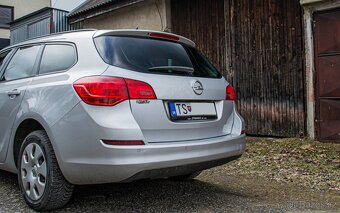 Opel Astra Sport Tourer ST 1.7CDTi ECOTEC 81kW M6 - 9
