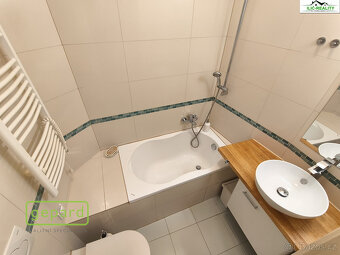 Pronájem bytu 2+kk 52 m², Bořivojova ulice, Praha 3 - 9