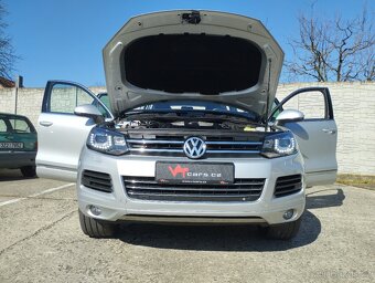 VOLKSWAGEN TOUAREG 3,0TDI,180KW,DVOJÍ SADA KOL - 9