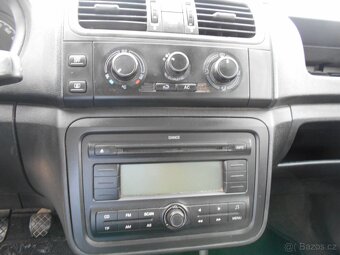 ŠKODA FABIA 2 1.4 16V 63 KW R.2009 COMBI - 9