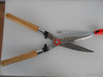Zahradnické nářadí. - 9