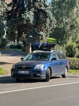 Toyota Avensis 2.0 D-4D 85 KW (2005) - 9