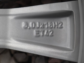 18" Alu kola = 5x108 = VOLVO V90 S90 – ZIMNÍ NOKIAN - 9
