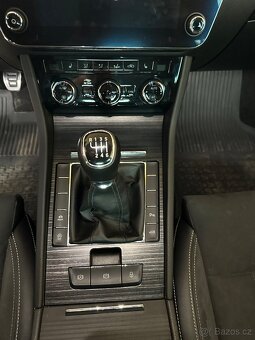 Škoda Superb 3 2.0tdi/Matrix Led/ALU 18”/Tažné - 9