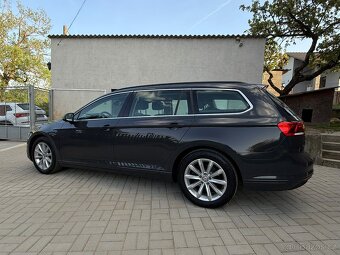 VW Passat B8 2.0 TDI 110Kw/DSG/Busin/Kamera/Navi/2021 - 9