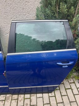 Prodám dveře Passat b6 combi - 9