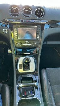 Ford S-max 2.2 147kw Titanium S, 7míst AT - 9