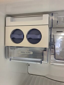 Whirlpool – IKEA velká lednice, výrobník ledu - 9