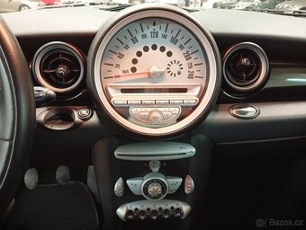 Mini Cooper 1.6i , 88 kW benzín, 2009 - 9