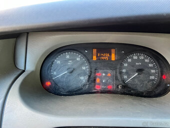 Opel Vivaro 1,9 - 9
