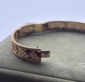 Van Cleef & Arpels - 9