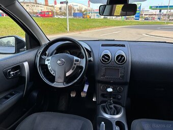 Nissan Qashqai, 2,0i 104 kW 1 Majitel Panorama - 9