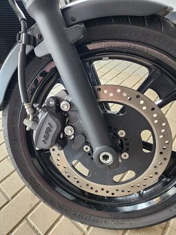 Kawasaki Vulcan S (EN 650) - 9