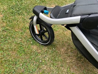 Prodám kočárek Thule Urban Glide 2 Dark Shadow - 9